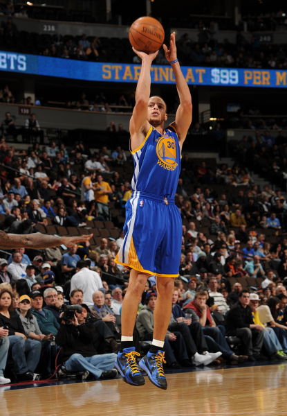 中出现延迟 中出现延迟