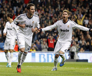 他强调微调 他强调微调